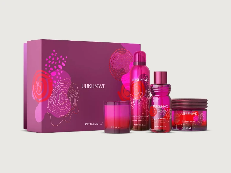 Rituals Uukumwe gift set: candle, foaming shower gel, bath and shower oil and body butter with a purple box